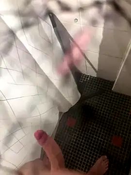 Snapshot of lescro95_ chatting on 23, 11, 2025 lescro95 online show from 23, 11, 2025