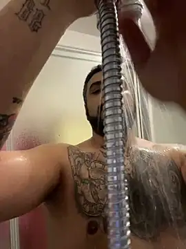 Dikkiduohottt online show from 26, 2, 2025