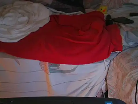 Snapshot of VeneRed chatting on 14, 11, 2025 VeneRed online show from 14, 11, 2025