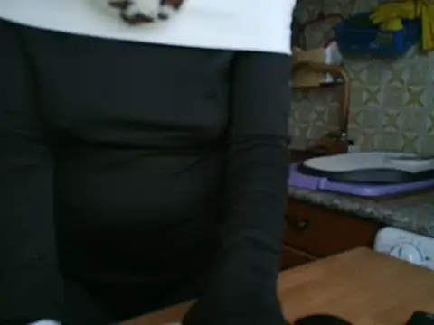 Snapshot of VeneRed chatting on 15, 11, 2025 VeneRed online show from 15, 11, 2025