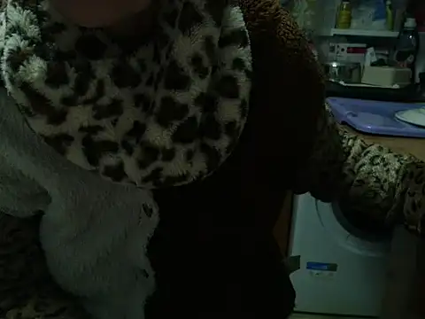 Snapshot of VeneRed chatting on 13, 3, 2026 VeneRed online show from 13, 3, 2026