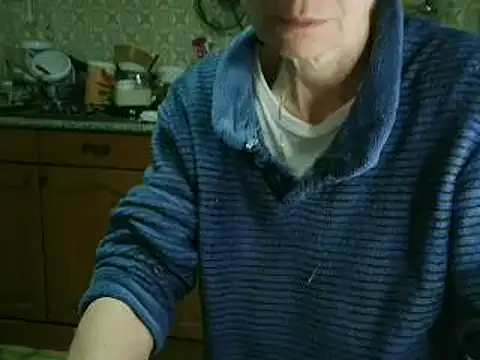 Snapshot of VeneRed chatting on 14, 4, 2026 VeneRed online show from 14, 4, 2026