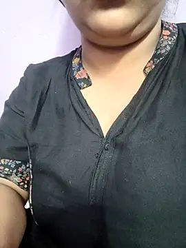 Cute payal0 online show from 29, 3, 2026
