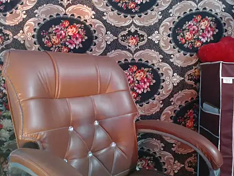 Snapshot of Wish_Queen chatting on 22, 12, 2025 Wish Queen online show from 22, 12, 2025