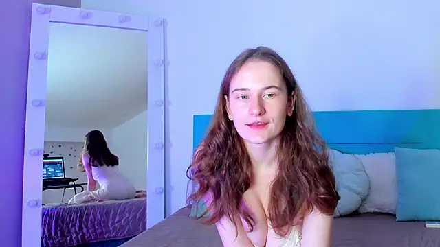 L1ittle kitty  online show from 19, 10, 2025