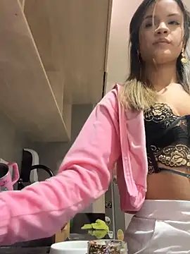 Snapshot of Alisha-Bond chatting on 27, 2, 2025 Alisha-Bond online show from 27, 2, 2025