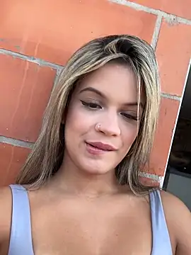 Snapshot of Alisha-Bond chatting on 17, 1, 2026 Alisha-Bond online show from 17, 1, 2026