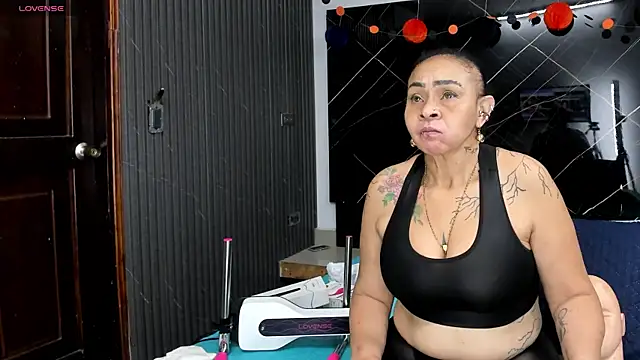 Snapshot of cloee-rabbyt chatting on 7, 11, 2025 cloee-rabbyt online show from 7, 11, 2025