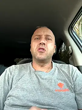 Snapshot of Lecatore80 chatting on 4, 11, 2025 Lecatore80 online show from 4, 11, 2025