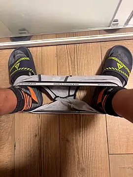 Snapshot of Lecatore80 chatting on 4, 12, 2025 Lecatore80 online show from 4, 12, 2025