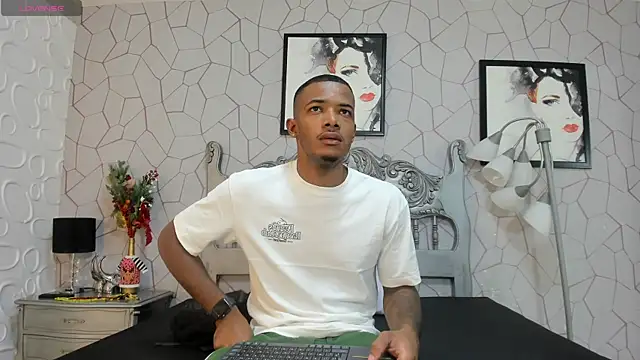 Snapshot of jackmacson chatting on 9, 1, 2025 jackmacson online show from 9, 1, 2025