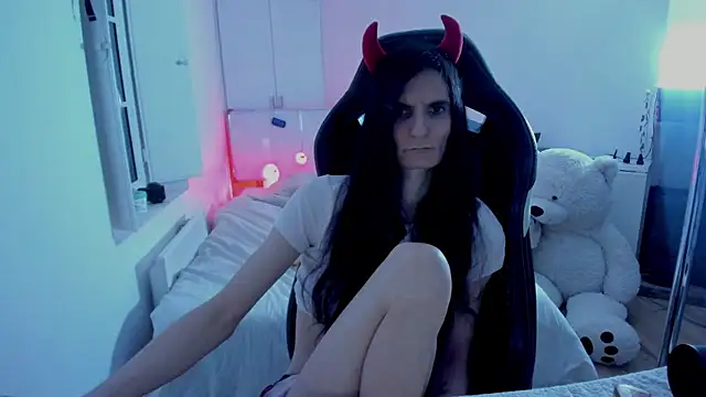 CeriseLapine online show from 2, 3, 2025