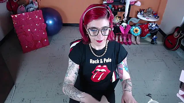 MissMiia2 online show from 17, 3, 2025