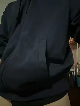 Snapshot of alburt_1996 chatting on 24, 12, 2024 alburt 1996 online show from 24, 12, 2024