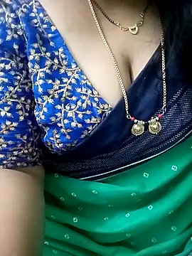 Snapshot of your-sameera chatting on 3, 2, 2025 your-sameera online show from 3, 2, 2025