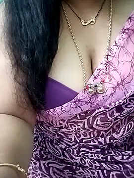 Snapshot of your-sameera chatting on 15, 2, 2025 your-sameera online show from 15, 2, 2025