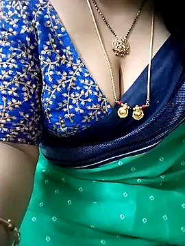 Snapshot of your-sameera chatting on 10, 3, 2025 your-sameera online show from 10, 3, 2025