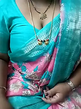 Snapshot of your-sameera chatting on 6, 11, 2025 your-sameera online show from 6, 11, 2025