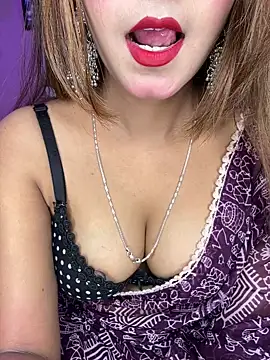 Snapshot of Diamond_queeen chatting on 16, 3, 2026 Diamond queeen online show from 16, 3, 2026