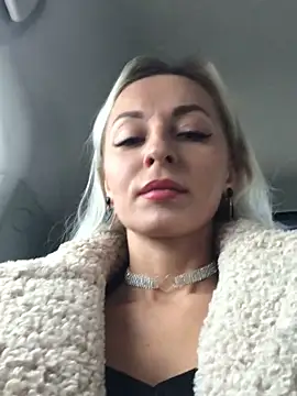 Snapshot of Diamond_Bunny_ chatting on 14, 12, 2024 Diamond Bunny  online show from 14, 12, 2024