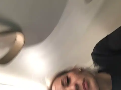 Snapshot of Diamond_Bunny_ chatting on 18, 12, 2024 Diamond Bunny  online show from 18, 12, 2024