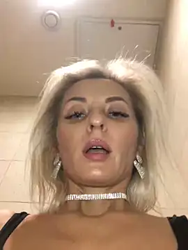 Snapshot of Diamond_Bunny_ chatting on 28, 12, 2024 Diamond Bunny  online show from 28, 12, 2024