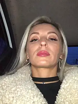 Snapshot of Diamond_Bunny_ chatting on 7, 1, 2025 Diamond Bunny  online show from 7, 1, 2025