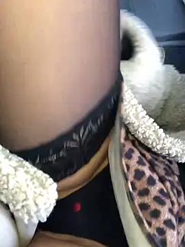 Snapshot of Diamond_Bunny_ chatting on 11, 1, 2025 Diamond Bunny  online show from 11, 1, 2025