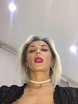 Snapshot of Diamond_Bunny_ chatting on 21, 2, 2025 Diamond Bunny  online show from 21, 2, 2025