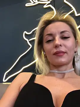 Snapshot of Diamond_Bunny_ chatting on 15, 3, 2025 Diamond Bunny  online show from 15, 3, 2025