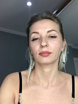 Snapshot of Diamond_Bunny_ chatting on 19, 3, 2025 Diamond Bunny  online show from 19, 3, 2025