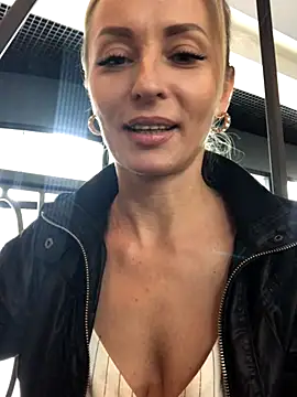 Snapshot of Diamond_Bunny_ chatting on 23, 9, 2025 Diamond Bunny  online show from 23, 9, 2025