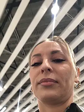 Snapshot of Diamond_Bunny_ chatting on 25, 9, 2025 Diamond Bunny  online show from 25, 9, 2025