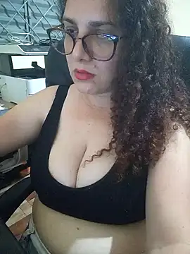 Snapshot of litha_luna chatting on 5, 12, 2024 litha luna online show from 5, 12, 2024