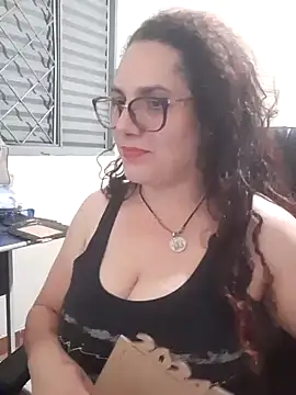 Snapshot of litha_luna chatting on 11, 12, 2024 litha luna online show from 11, 12, 2024