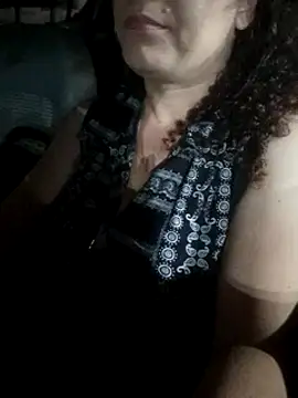 Snapshot of litha_luna chatting on 11, 1, 2025 litha luna online show from 11, 1, 2025