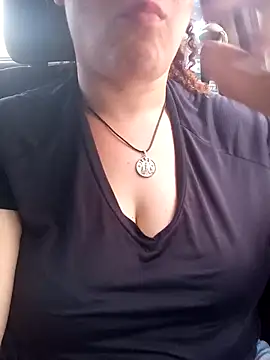 Snapshot of litha_luna chatting on 24, 2, 2025 litha luna online show from 24, 2, 2025