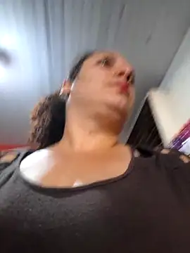 Snapshot of litha_luna chatting on 24, 10, 2025 litha luna online show from 24, 10, 2025