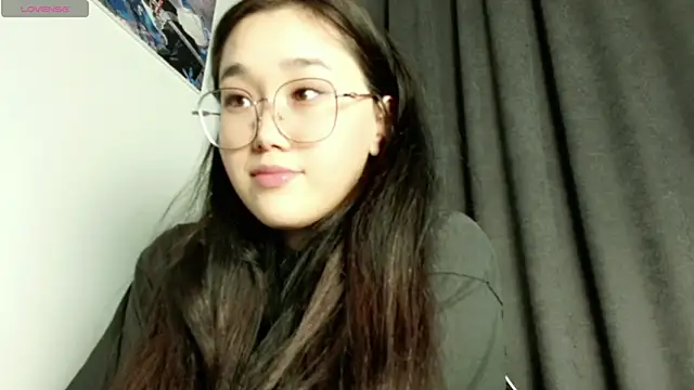 Jennatyan online show from 5, 3, 2025