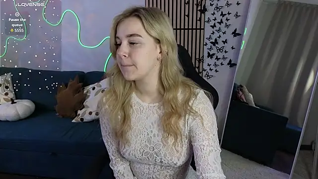 Snapshot of Mel_Nelson chatting on 5, 12, 2025 Mel Nelson online show from 5, 12, 2025