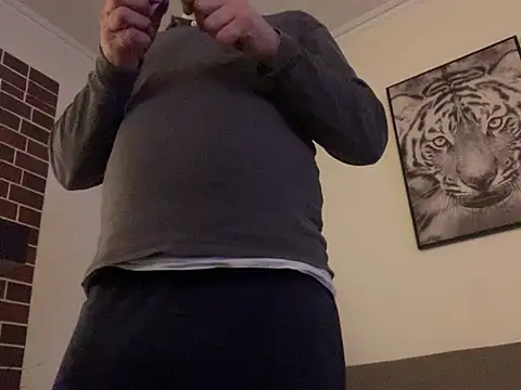 Snapshot of mesetti chatting on 13, 1, 2025 mesetti online show from 13, 1, 2025