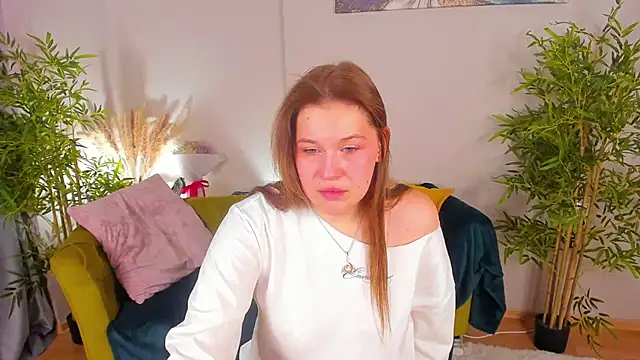 Snapshot of Colleen_Blake chatting on 19, 11, 2025 Colleen Blake online show from 19, 11, 2025