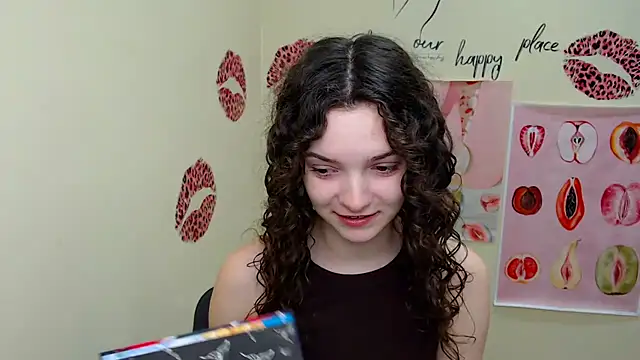  SusieSu  online show from 6, 3, 2025