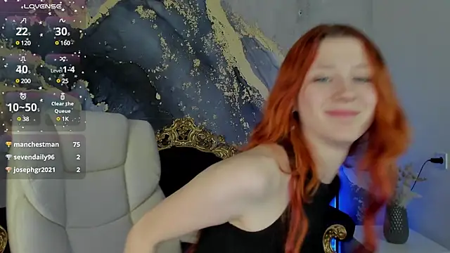 Snapshot of MagicLilu chatting on 12, 2, 2025 MagicLilu online show from 12, 2, 2025