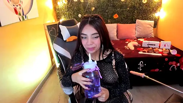 Snapshot of Tiffany_sander chatting on 5, 2, 2025 Tiffany sander online show from 5, 2, 2025