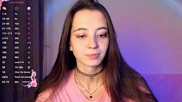 EvaBradley online show from 7, 10, 2025