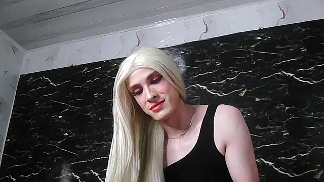 Snapshot of crislingery_dolli chatting on 3, 2, 2025 crislingery dolli online show from 3, 2, 2025