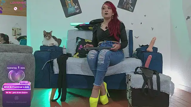 Snapshot of keila_j chatting on 6, 7, 2026 keila j online show from 6, 7, 2026