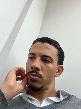 Snapshot of pteno1 chatting on 23, 12, 2024 pteno1 online show from 23, 12, 2024