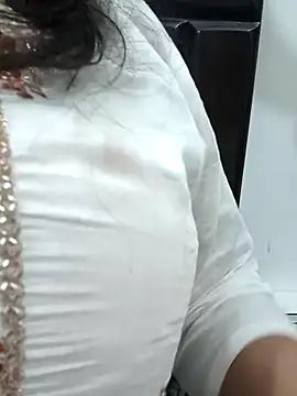 Anamika Kapoor online show from 22, 3, 2026